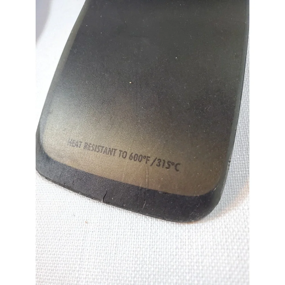 Classic Black Rubber Spatula Heat Resistant‎ 600°F Stainless Steel